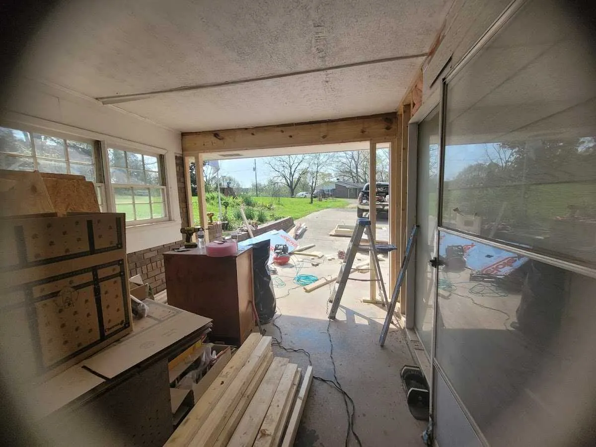 Air movers and dehumidifier for Water Mitigation Services in Parma